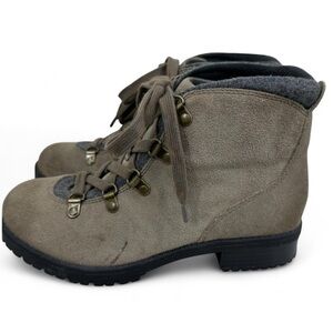 Mocha Brown Mushroom Suede Faralyn Alpha Women’s size 7.5 CLARKS Leather‎ Boots